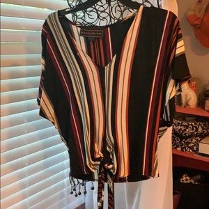 Front tie short sleeve top